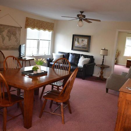 Rocky Acre Farm Bed & Breakfast Mount Joy Exterior foto